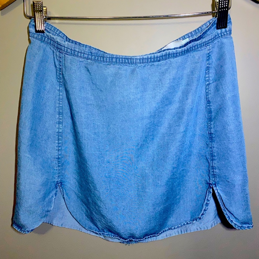 MINI SKIRT